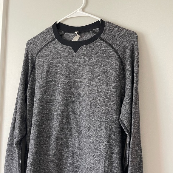 Lululemon Grey Long Sleeve Top - Picture 2 of 5
